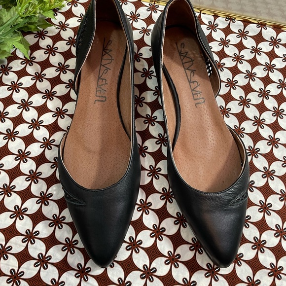 Sixty Seven Anthropologie flat - Picture 4 of 13